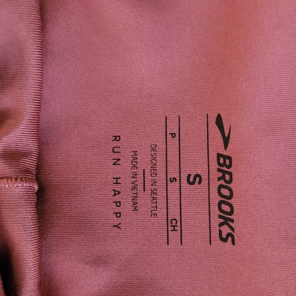 Brooks Womens Running Short Chaser 7" Size Small Lined Jamberry Athletic - Picture 3 of 8